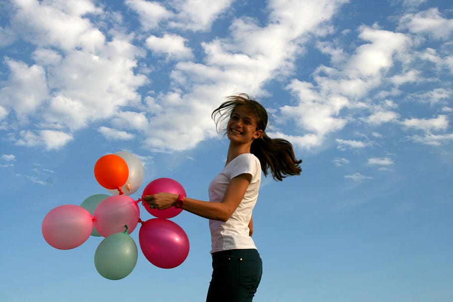 girl, balloons, bounce, sky, cloud, balloon, cloud - sky, one person, three quarter length, child