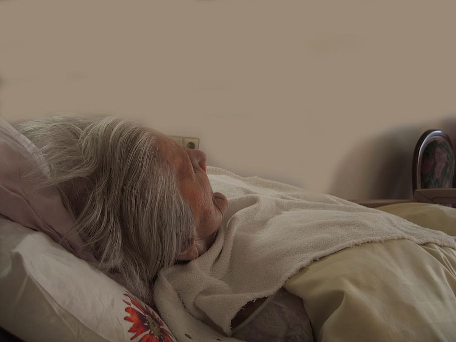 mujer, blanco, colchón, viejo, cama, preocupaciones, dependiente, demencia, edad, Alzheimer