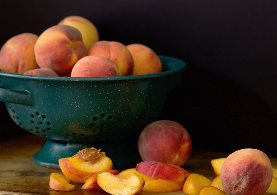 peaches, fresh, fruit, slices, organic, sweet, close up, juicy, healthy, nutrition