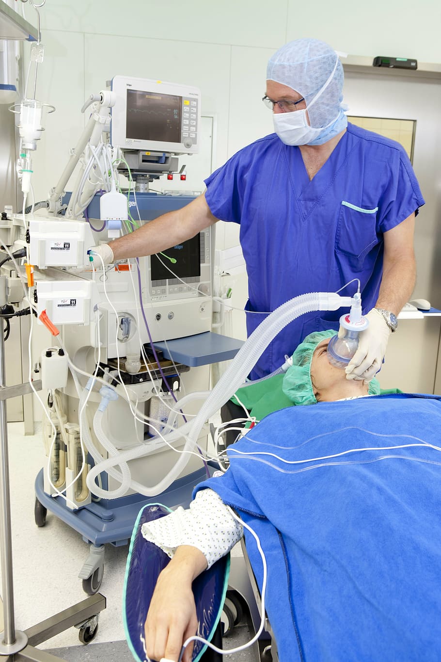 person, using, medical, equipment, patient, operation, respiratory mask, anesthesia, ill, injured