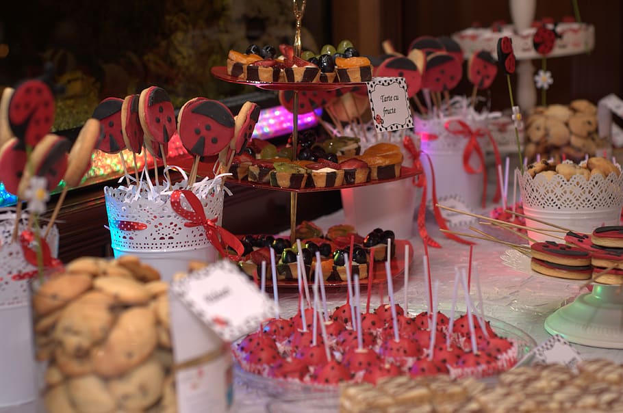 celebração, vela, natal, mesa, decoração, barra de chocolate, joaninha, vermelho, temporada, ornamento