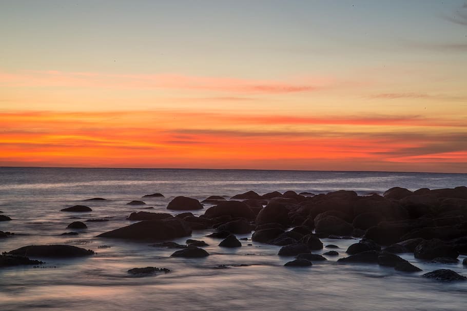 fotografía de paisaje, cuerpo, agua, Maroubra, Sydney, Australia, amanecer, rocas, océano, mar