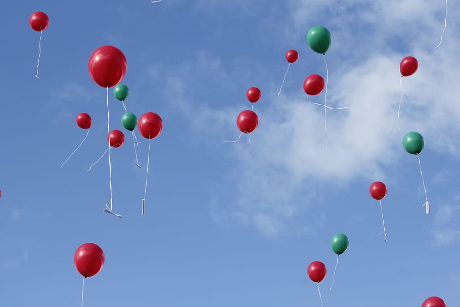 bomas, sky, colors, inflatable, red, green, messages, wishes, blue sky, blue
