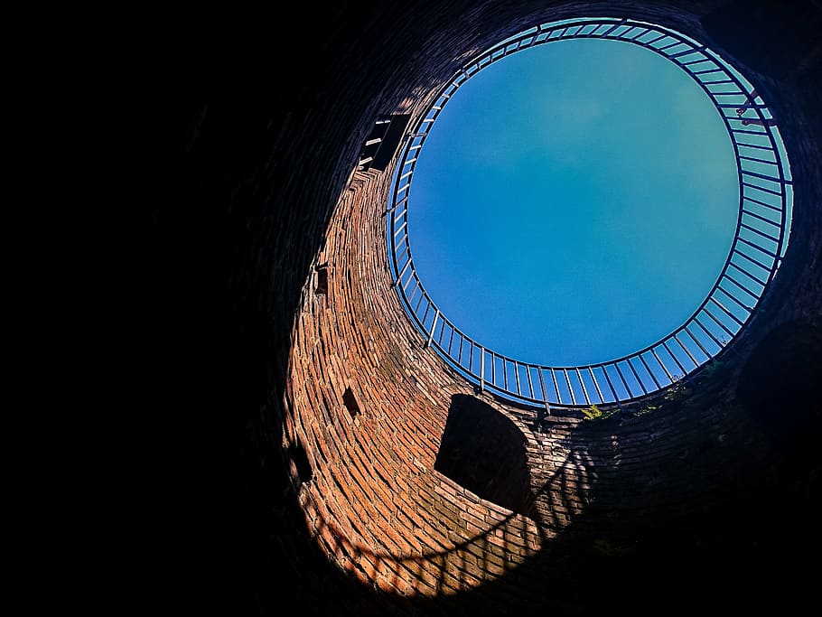 tower, top, sky, brick, shadow, circle, monument, old, architecture, crash barrier