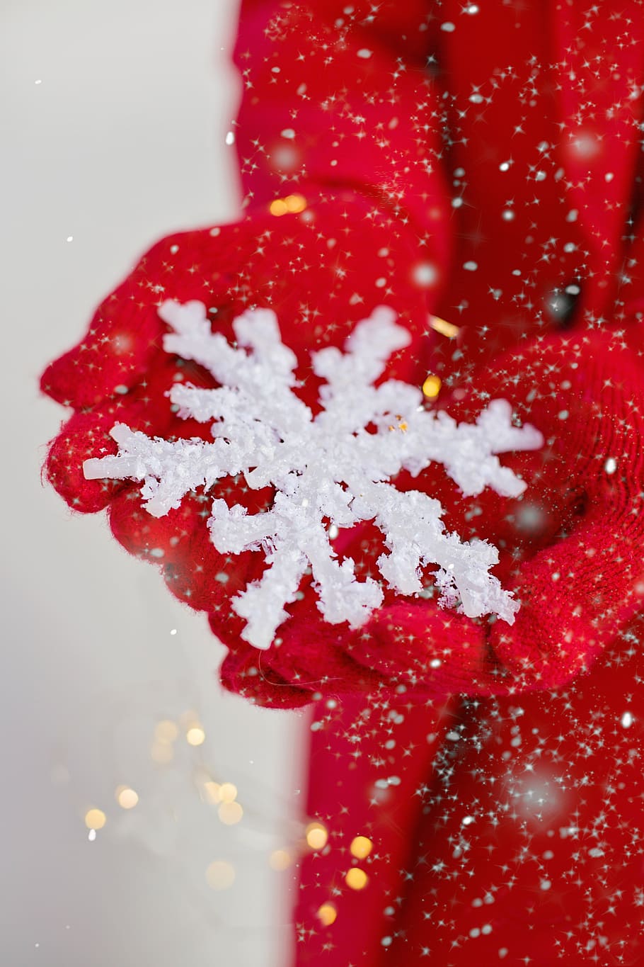 winter, christmas, snowflake, holding, red, snowing, snow, white, season, white space