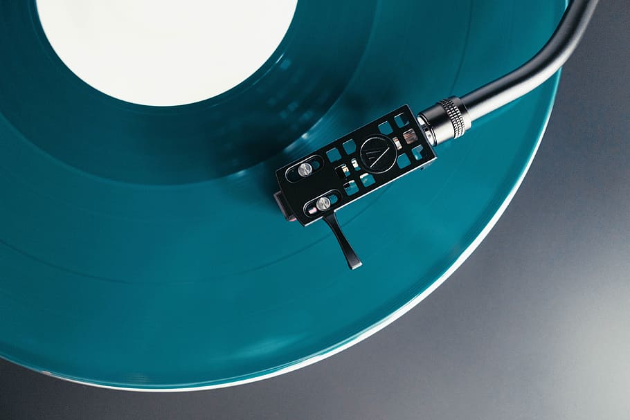 blue-green vinyl player, turntable, vinyl, record, album, music, technology, retro styled, close-up, arts culture and entertainment