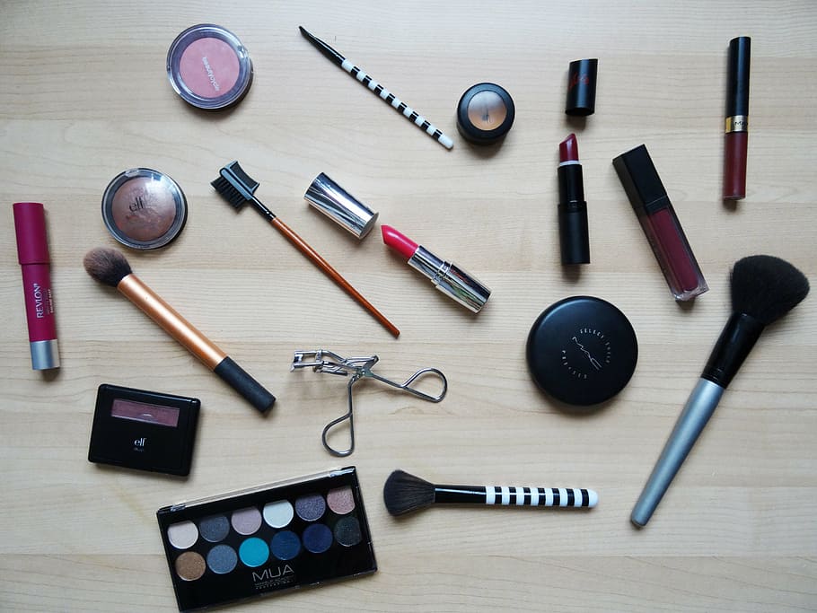banyak produk kosmetik, makeup, lipstik, make-up, foundation, kosmetik, bubuk, kuas, bibir, glamor