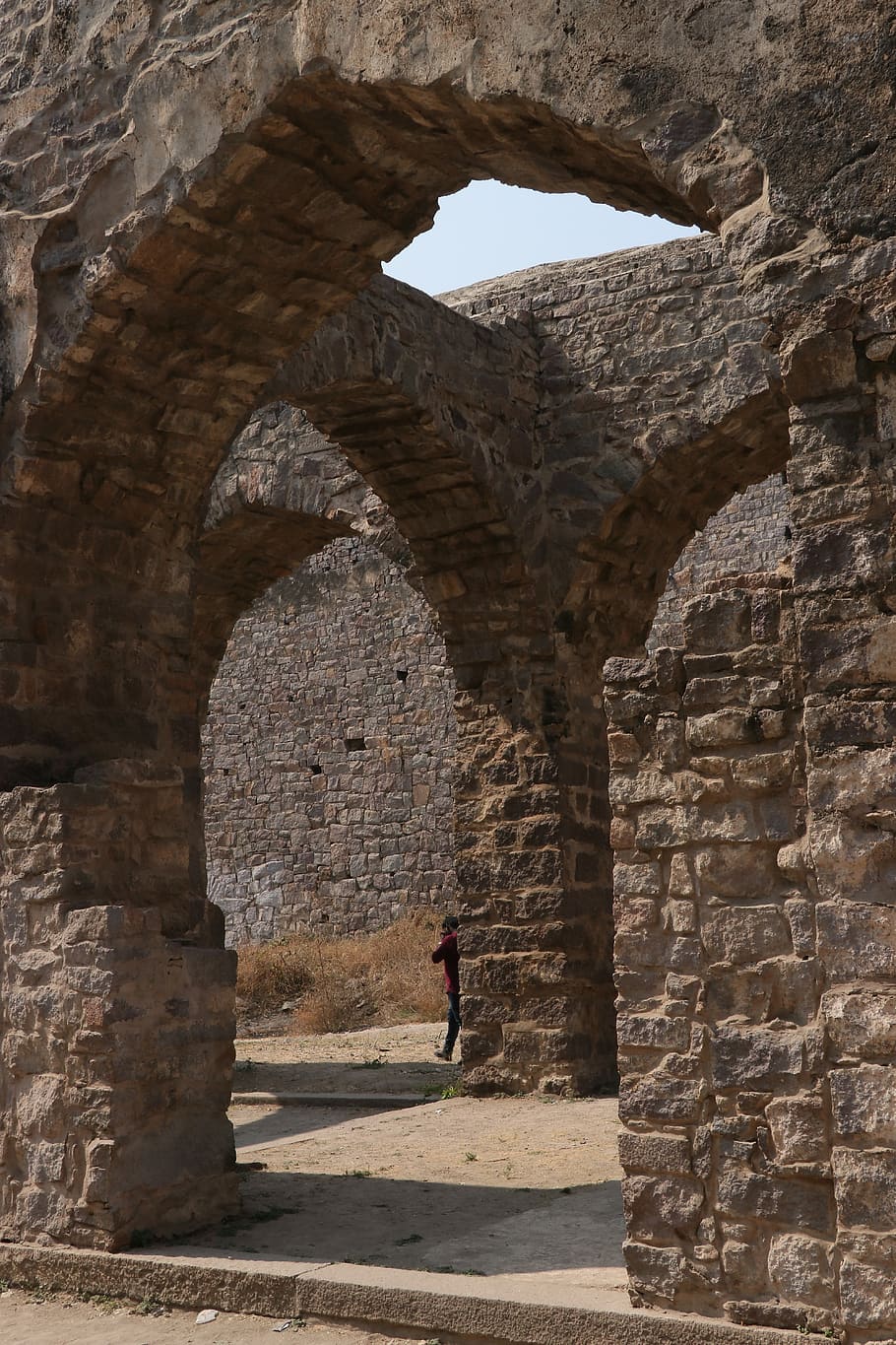 golconda fort, architecture, hyderabad, india, arch, the past, real people, history, one person, built structure