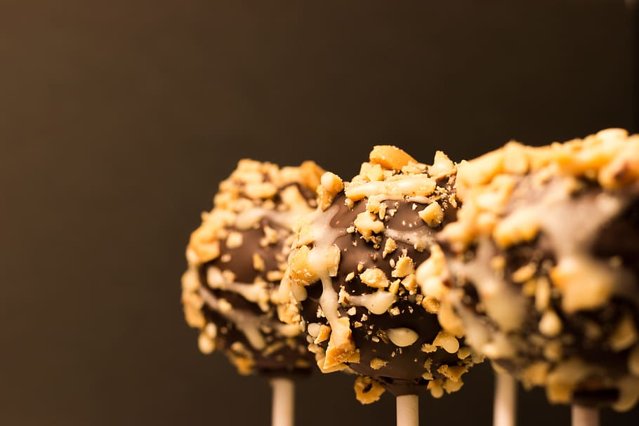 close-up photography, three, chocolate lollipops, peanuts, Chocolate, Bake, cakepops, cakepop, vegan, caramel