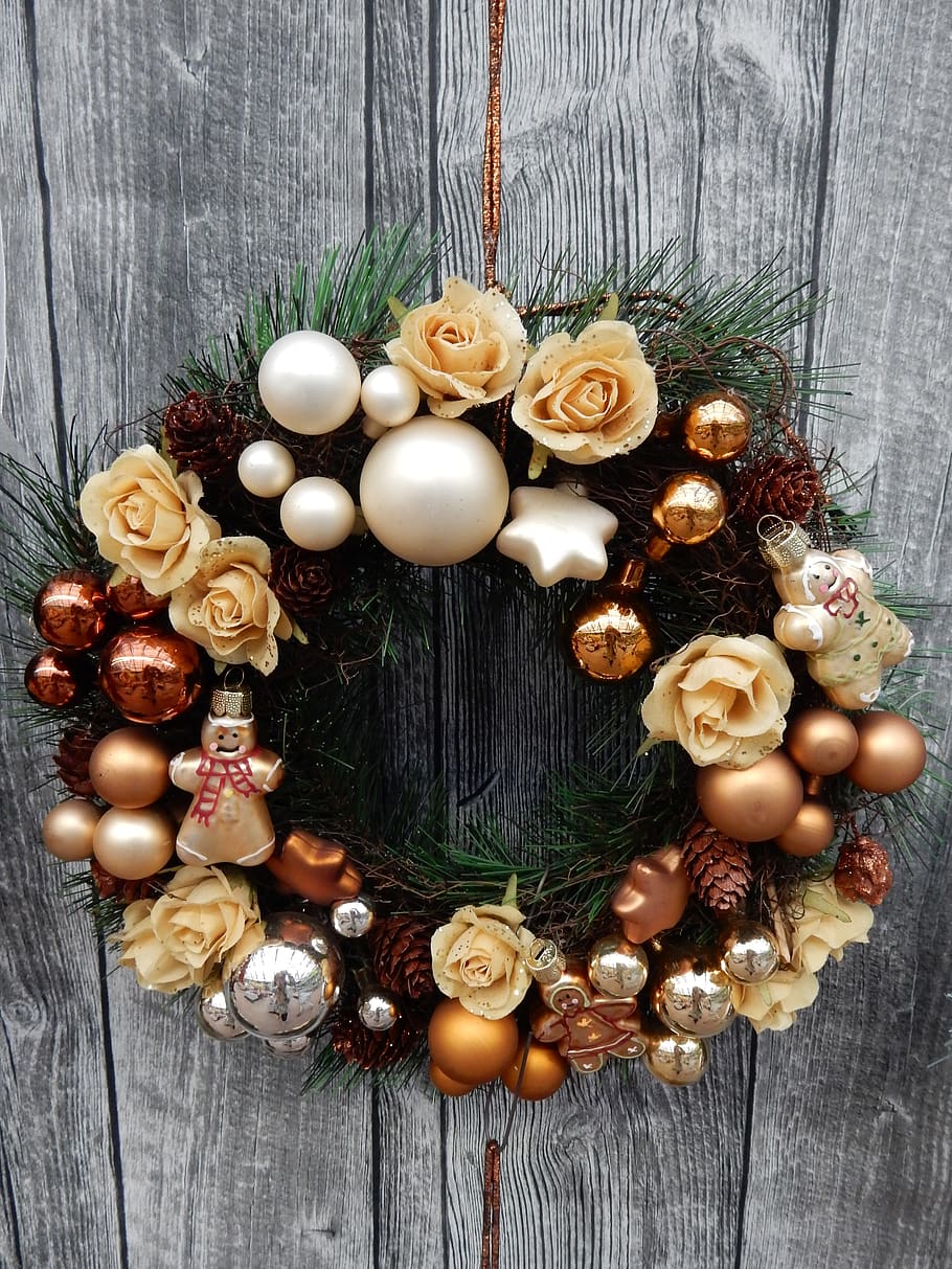 christmas, decoration, wreath, door wreath, roses, baubles, season, xmas, wood - material, directly above