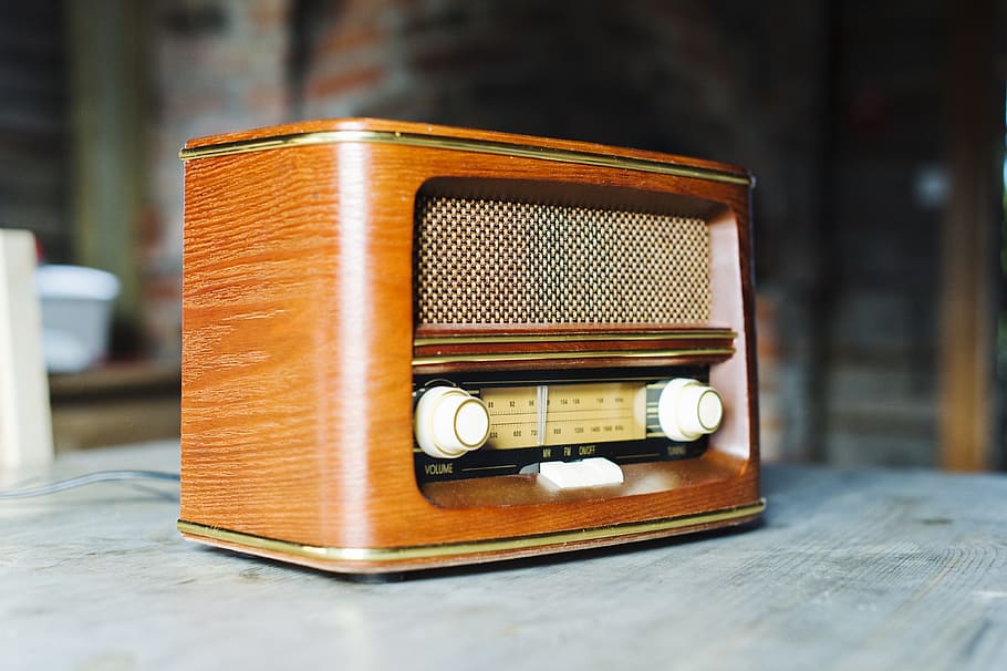 radio, vintage, ancient, rustico, wood, antiquity, retro styled, antique, technology, analog