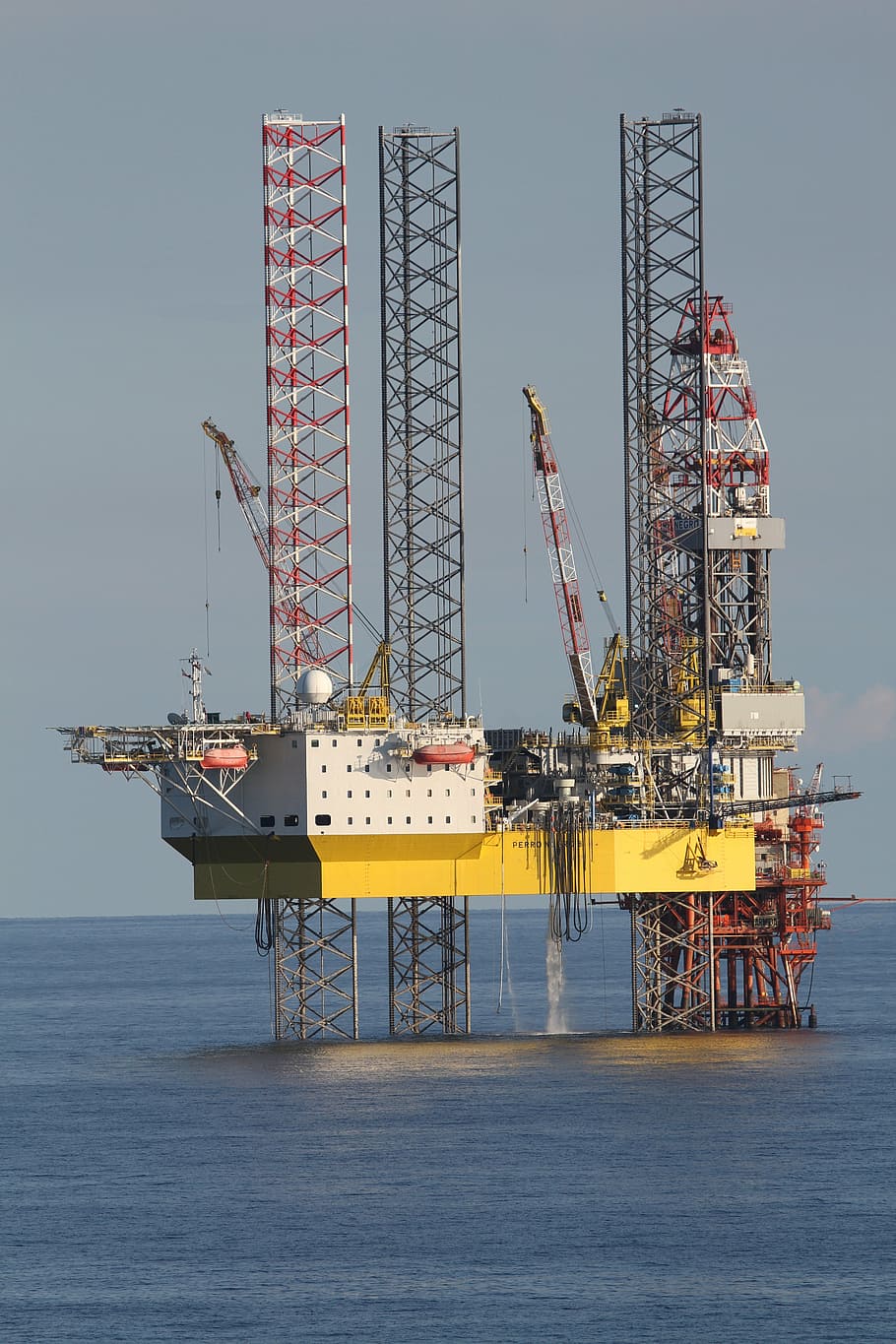 drilling rig, sea, platform, crane, distant, technology, ship crane, crane arm, raise, blue