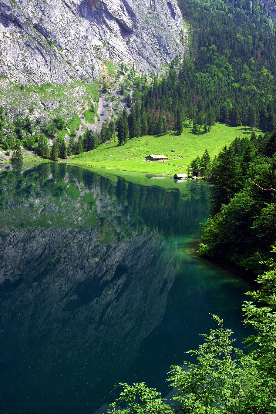 bergsee, lago rei, berchtesgaden, baviera, watzmann, destino de excursão, alpino, natureza, parque nacional, montanhas
