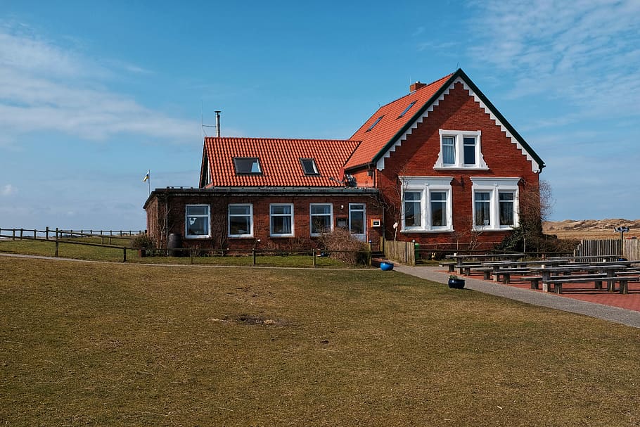 red, house, surrounded, green, grass, juist, germany, island of juist, holiday, north sea