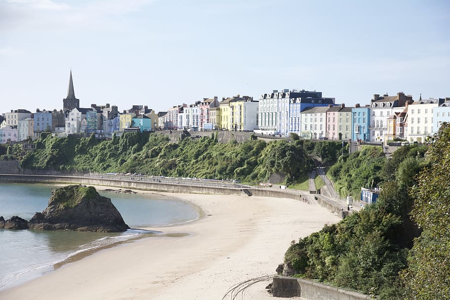 tenby, beach, seaside, pembrokeshire, coast, holiday, built structure, architecture, building exterior, water