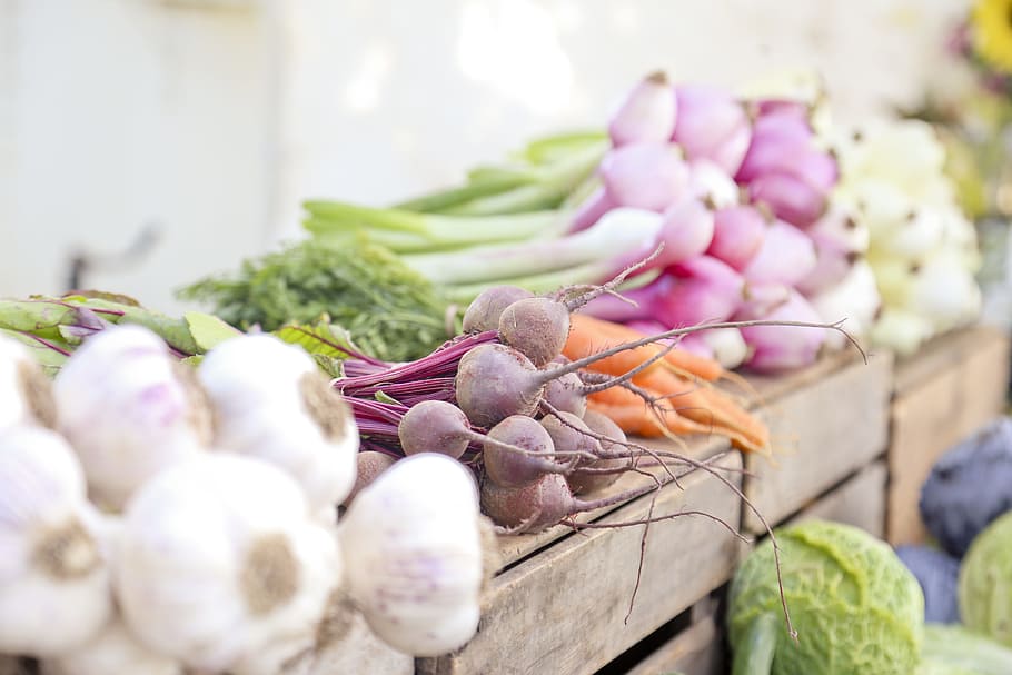 assorted vegetables, vegetables, veggies, farmers market, veggie stand, carrots, beets, food, freshness, wellbeing