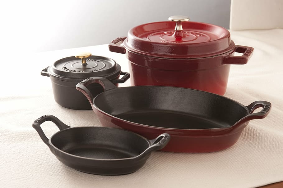 red cookware set, pot, frying pan, cooking utensils, kitchen, cuisine, cooking, kitchen utensil, food and drink, cooking pan