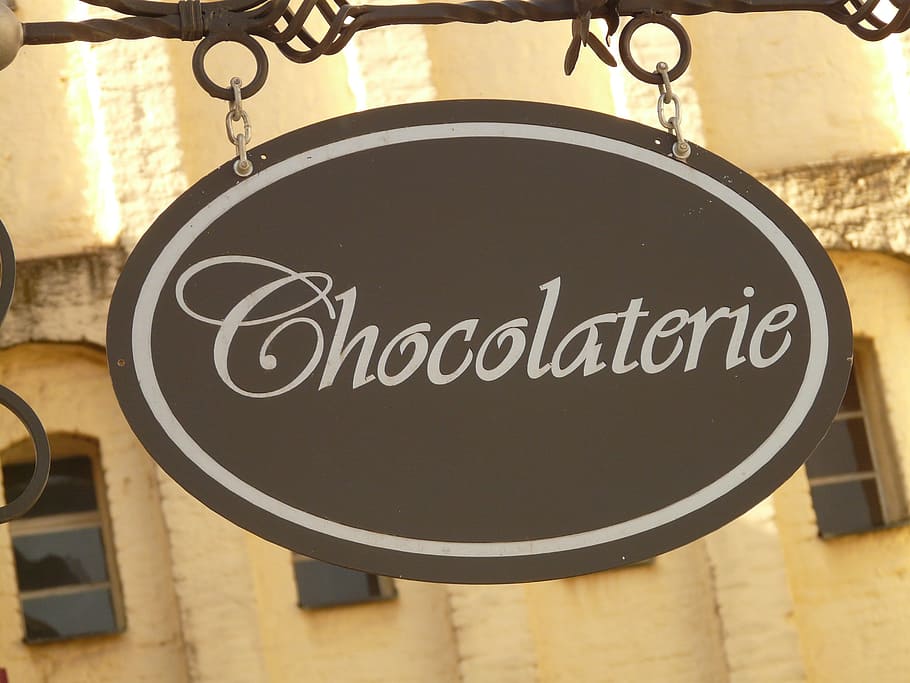 oval, coklat, putih, baja yang dicetak dengan cocolaterie, gantung, papan nama, Cafe, Shield, Chocolaterie, Samurai