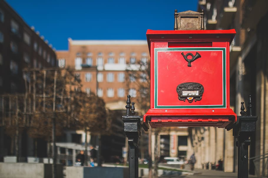 Rojo, buzón, vintage, caja, carta, objetos, calle, al aire libre, escena urbana, signo