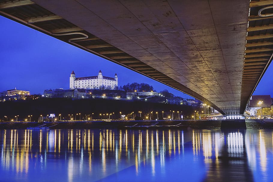 Bratislava, puente, agua, Eslovaquia, Danubio, río, ciudad, Europa, arquitectura, viajes