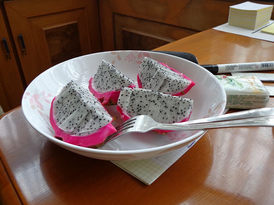 dragon fruit, fruit, exotic, china, asia, food and drink, food, table, plate, eating utensil