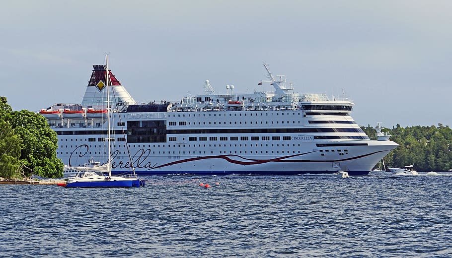 Shipping Lane, Archipelago, Stockholm, water sports area, crusaders, cruise ship, islands, forest, fairway, shore leave