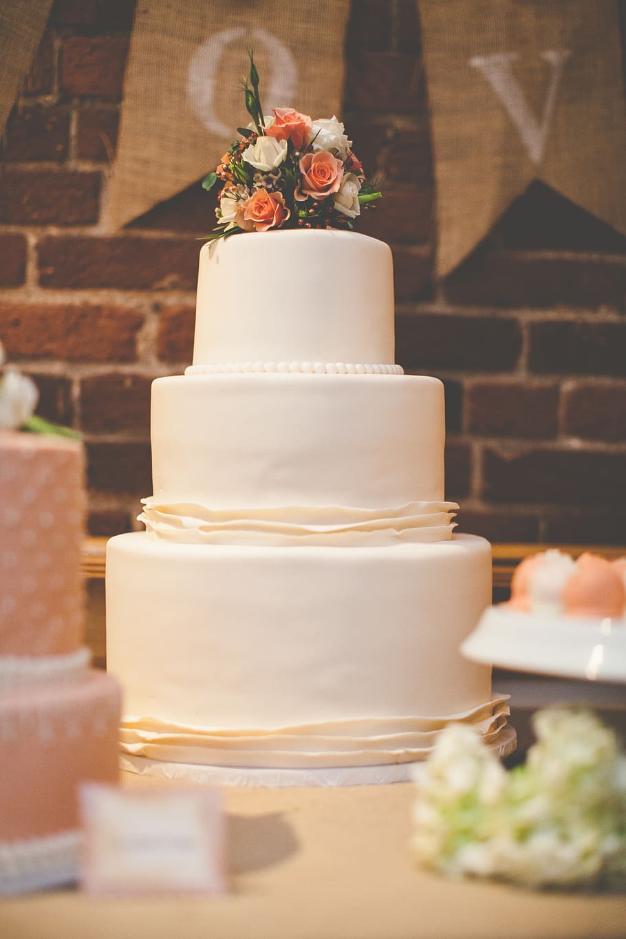 cake, birthday, party, celebration, wedding, bakeshop, store, flower, tag, layer