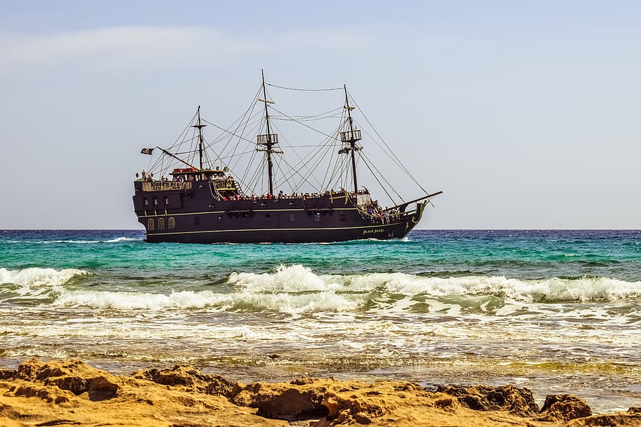 brown, beige, body, water, Pirate Ship, Black Pearl, Sailboat, vintage, sea, rocky coast