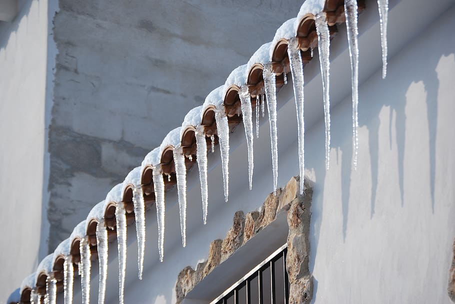 snow, roof, people, murcia, icicle, winter, in a row, architecture, metal, built structure
