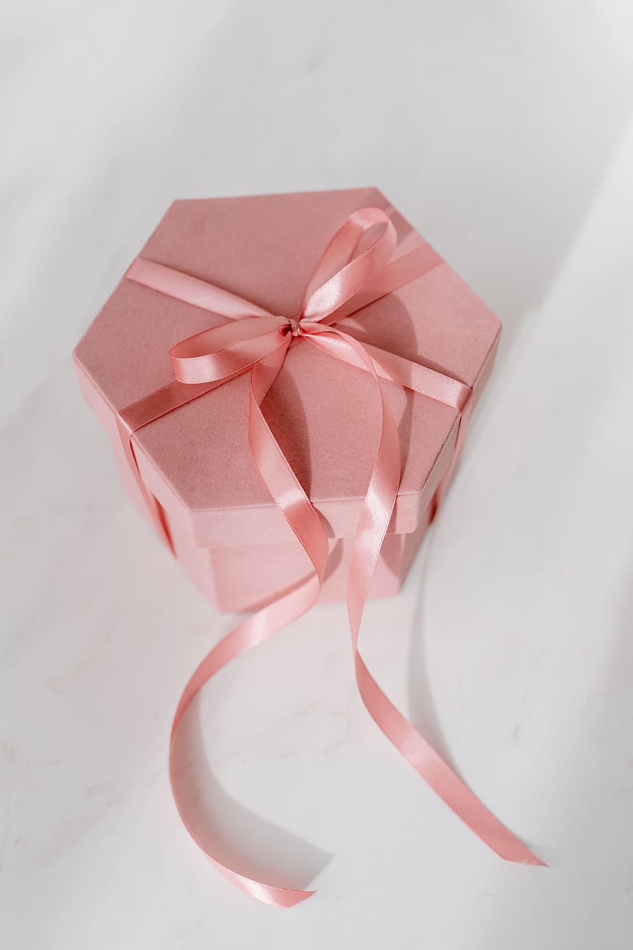 gift, box, pink, silk, silky, velvet, ribbon, bow, cute, sweet