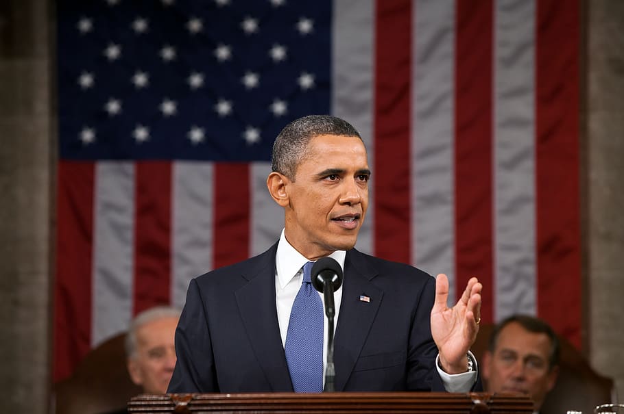 バラックオバマ, 与えること, スピーチ, 公式の肖像画, アメリカ合衆国大統領, アメリカ, ワシントン, 公式写真, 会議, アメリカ合衆国の旗