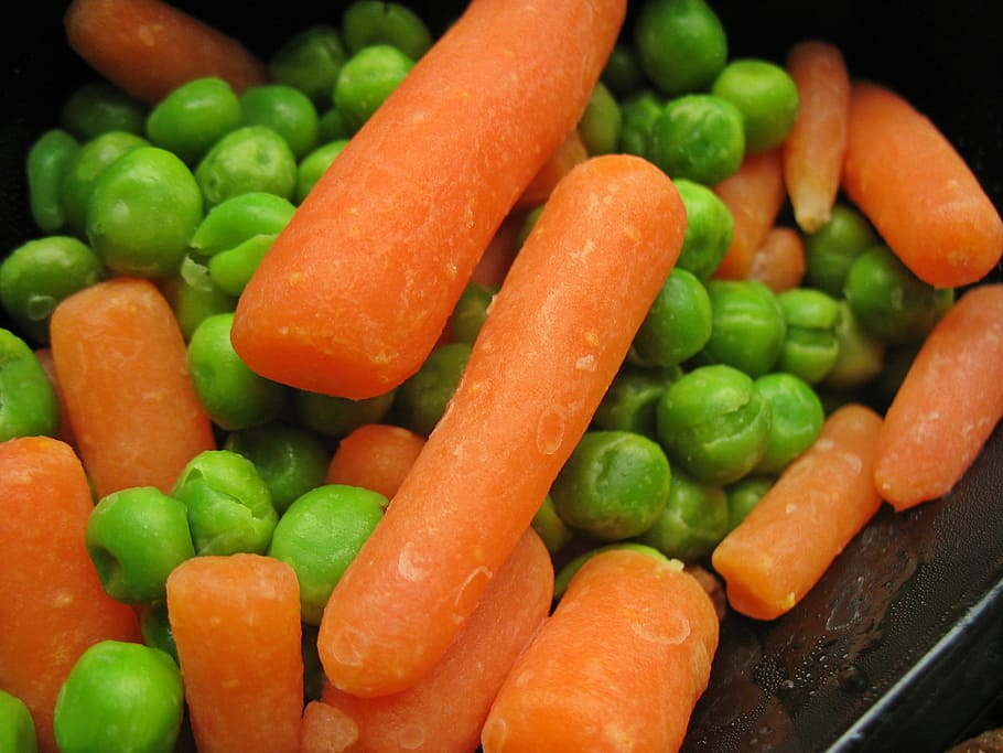 carrots, green, peas, eating, vegetables, healthy food, food, food and drink, vegetable, healthy eating