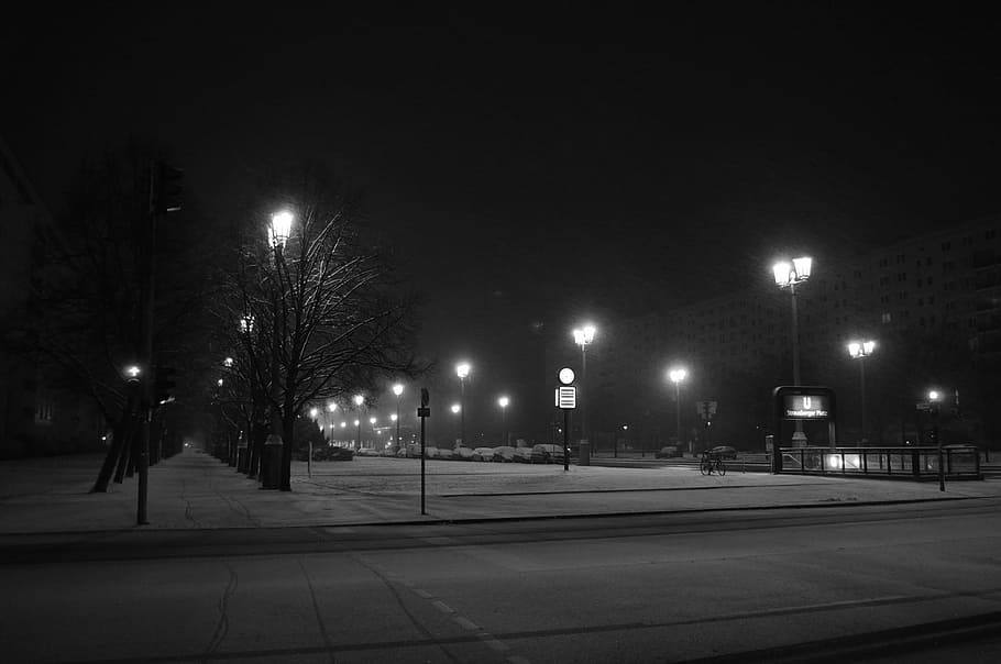 Berlín, noche, ciudad, Berlín en la noche, invierno, calle, escena urbana, oscuro, tráfico, coche