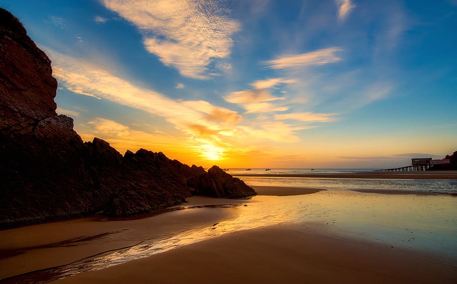 Foto, orilla del mar, dorado, hora, amanecer, tenby, paisaje marino, Gales, costa, reflexión