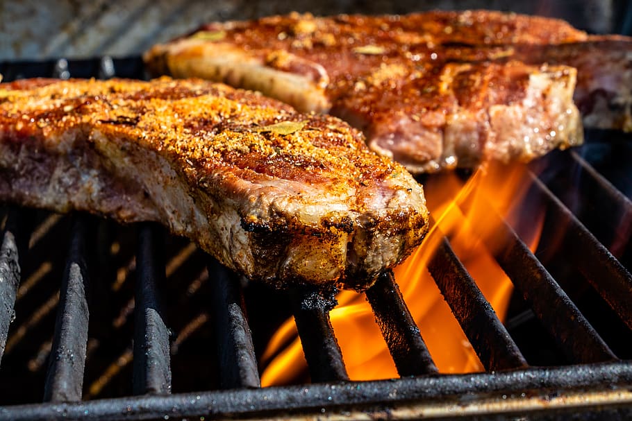 steak di atas panggangan, daging, daging panggang, panggangan, bbq, panggang, barbeque, makanan, dipanggang, memanggang