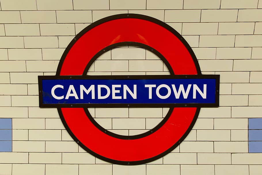 shot, london, underground, station sign, captured, canon dslr, London Underground, Underground station, sign, Camden Town