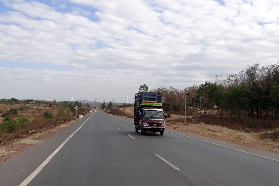 highway, nh 4, dharwad, goods carrier, lorry, truck, india, transportation, road, land Vehicle