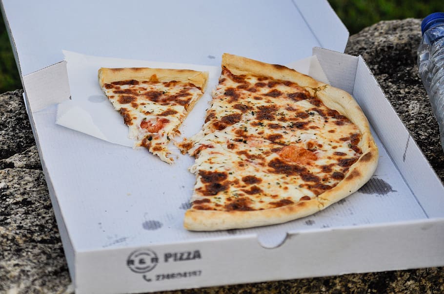 pizza, makanan, makan malam, bawa pulang, dibawa pulang, makanan cepat saji, batu, kotak pizza, serbet, margarita