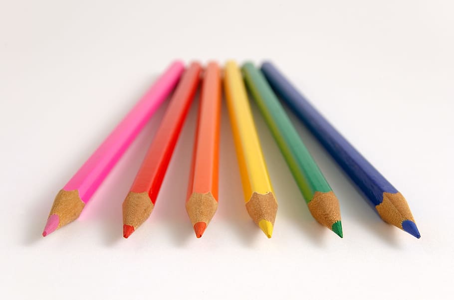 enam, berbagai macam, pena warna, warna, pensil, seni, menggambar, sekolah, multi-warna, latar belakang putih