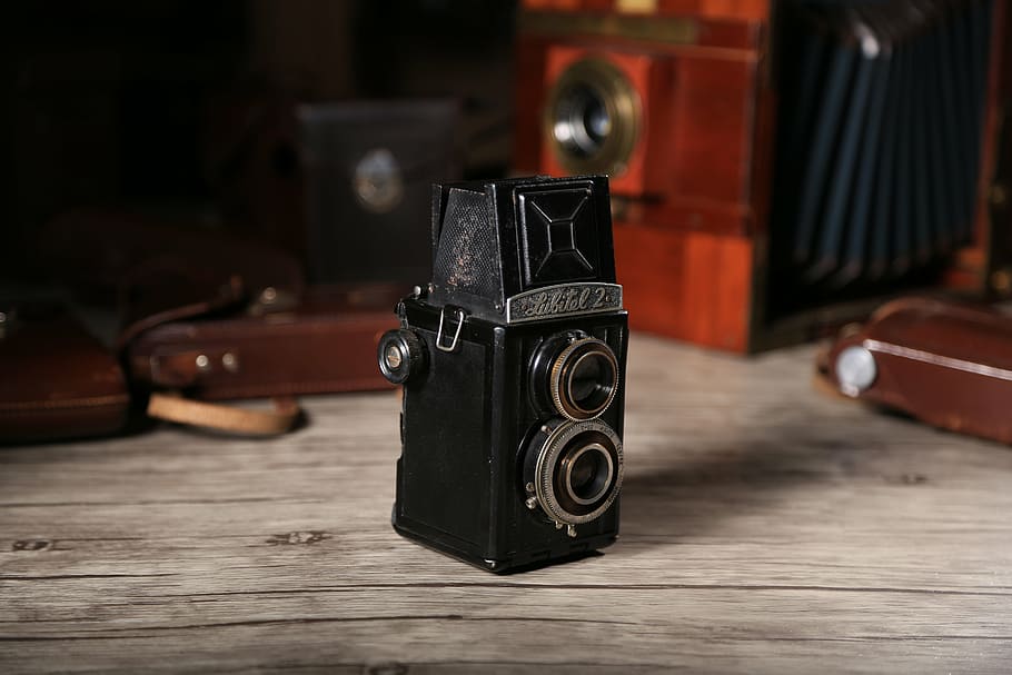 old dual camera, twin-lens reflex camera, us department of imaging, old camera, photography themes, camera - photographic equipment, retro styled, technology, antique, indoors