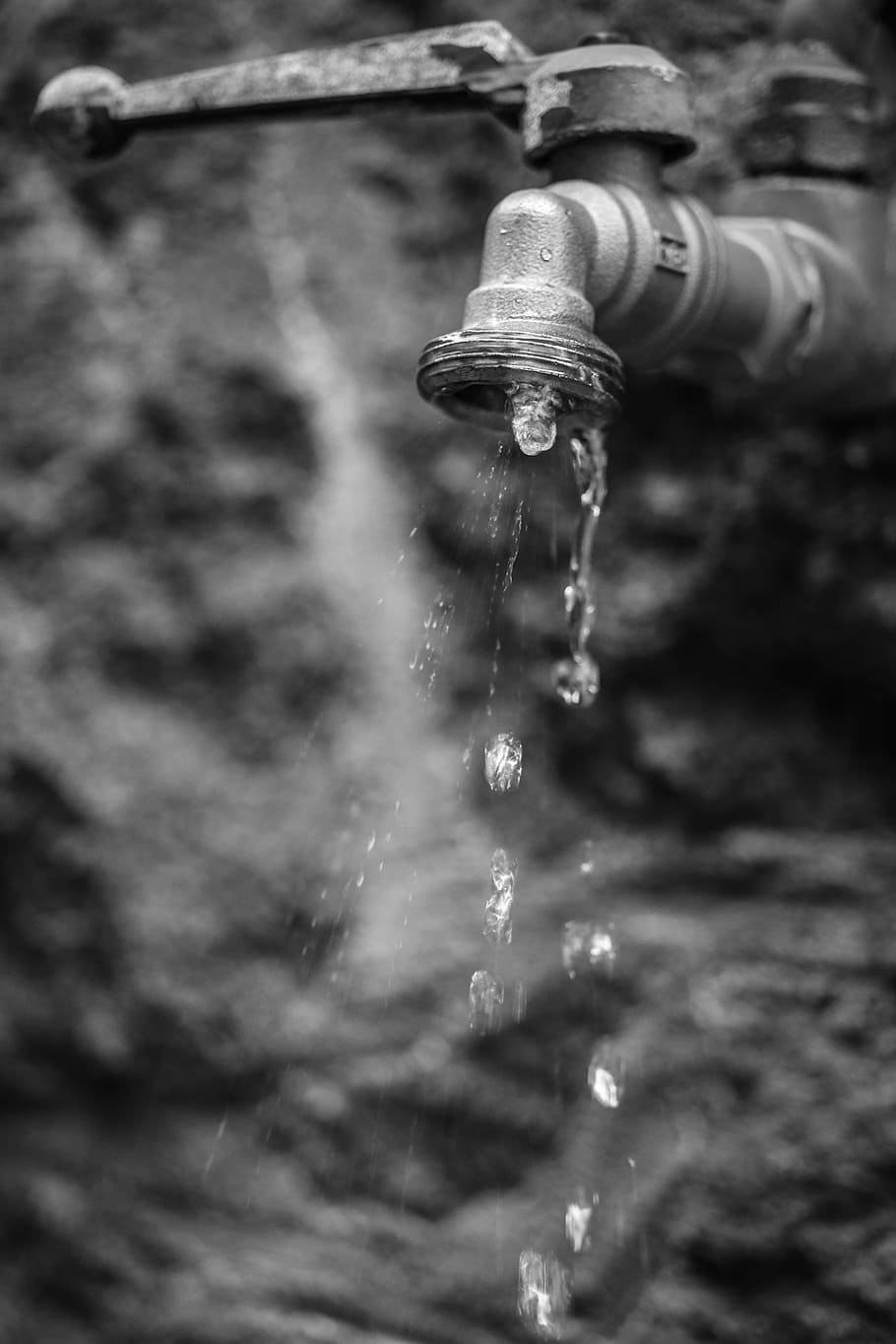 water faucet, drops, water, motion, drop, nature, falling, focus on foreground, close-up, day