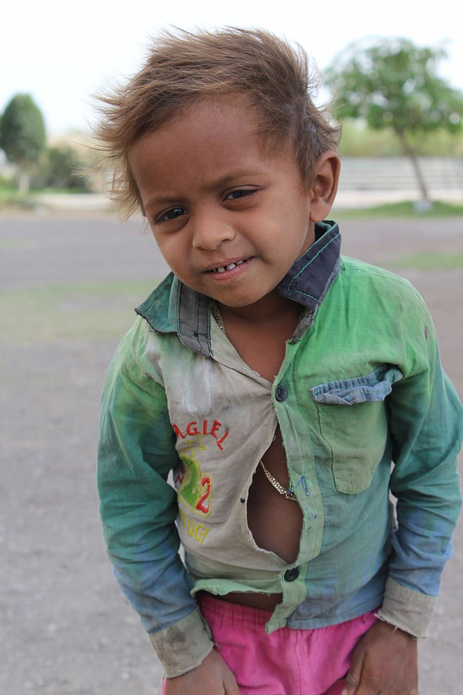 selective, focus photography, boy, wearing, green, long-sleeved, shirt, poverty, child, small