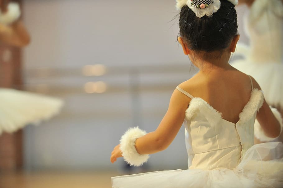 shallow, focus photograph, child, white, tutu dress, girl, spaghetti strap, bridal dress, ballet, dancers