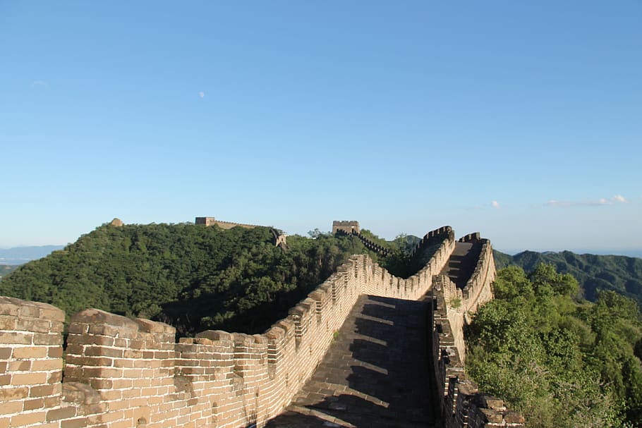 a grande muralha, a grande muralha em mutianyu, china, céu azul e nuvens brancas, verão, mutianyu, pequim, rede ao ar livre fácil, grande muralha jiankou, turismo