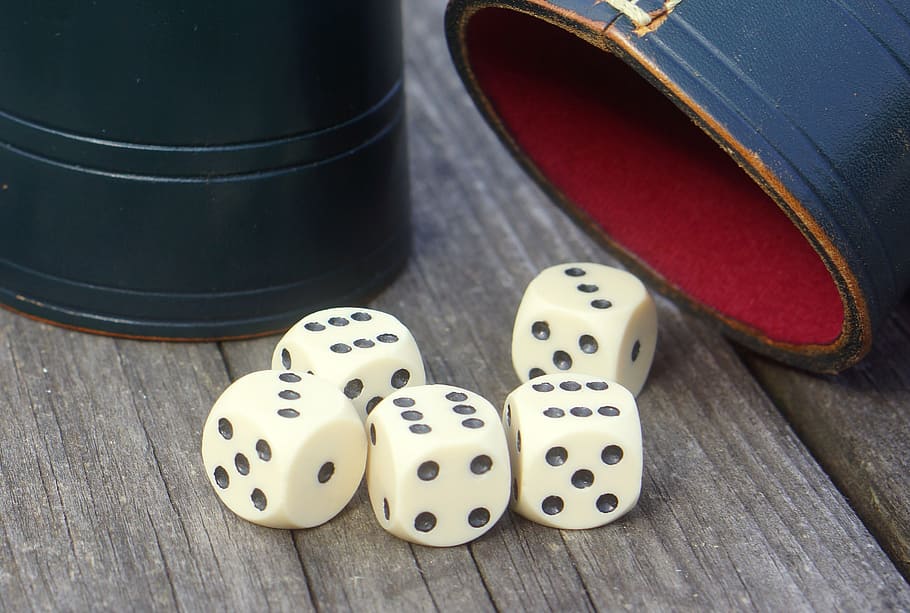 Yatzy, Dice, Games, raflebæger, the raffle, wood - Material, fashion, pair, indoors, day