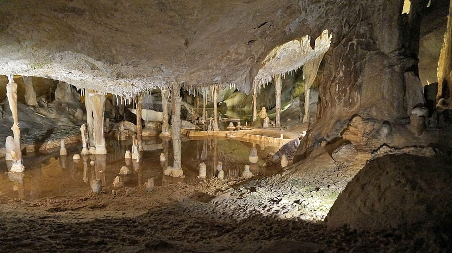 vacío, foto de primer plano de la cueva, cuevas, ibiza, subterráneo, sin gente, agua, día, interior, primer plano