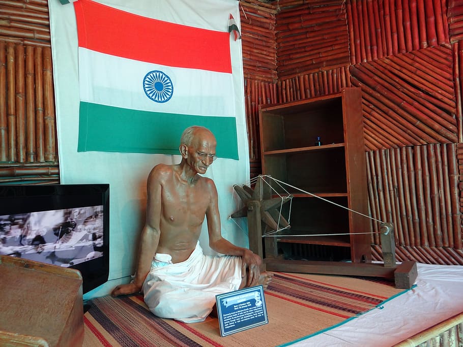 gandhi, statue, spinning wheel, leader, mahatma, sitting, flag, tricolor, bangalore, india