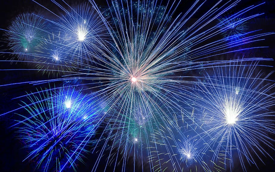 exhibición de fuegos artificiales, fuegos artificiales, cohete, día de año nuevo, víspera de año nuevo, sylvester, cambio de año, víspera, medianoche, 2015