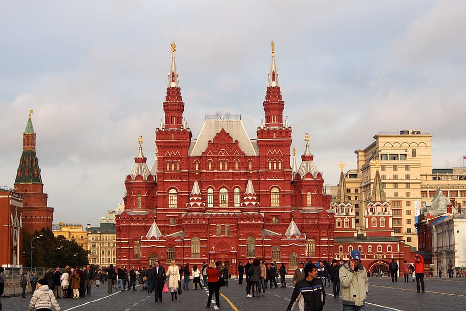 moscow, red square, landmark, russia, tourism, famous, architecture, built structure, building exterior, group of people