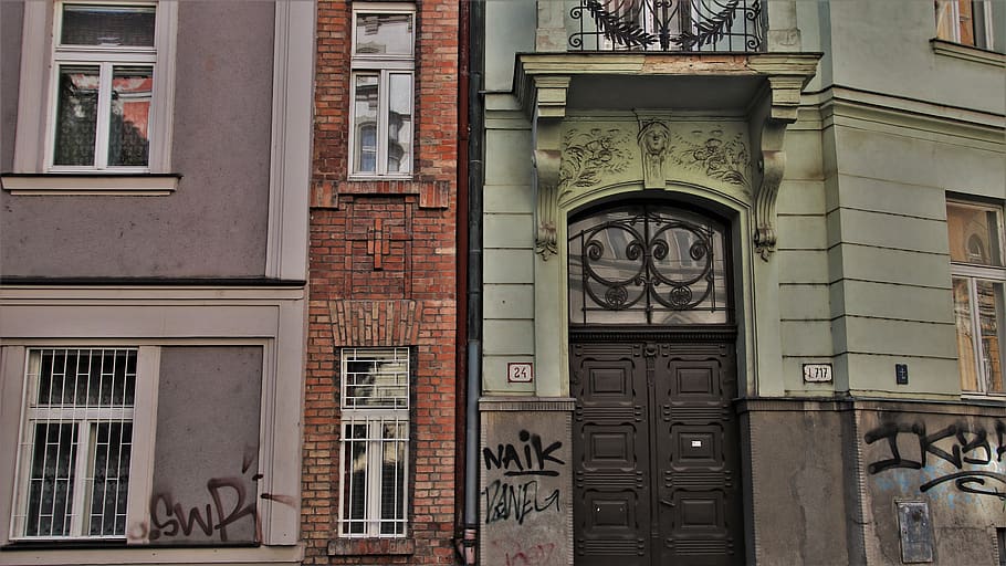 old windows, entrance, bratislava, target, plaster, the walls of the, façades, walls, the portal, building